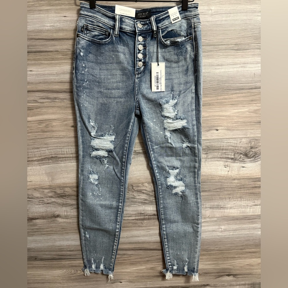 NWT Judy Blue Jeans Cute As A Button